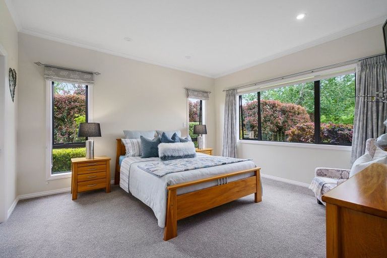 Photo of property in 2/218 Thornton Road, Cambridge, 3434