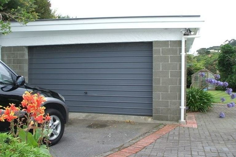 Photo of property in 52 Dominion Park Street, Johnsonville, Wellington, 6037