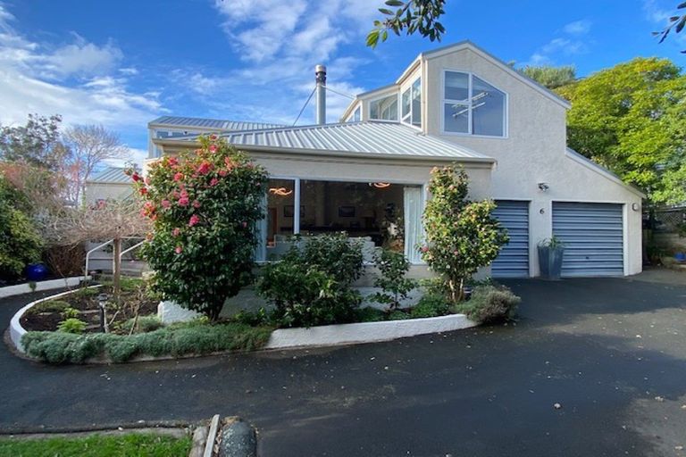 Photo of property in 6 Rosehill Road, Macandrew Bay, Dunedin, 9077