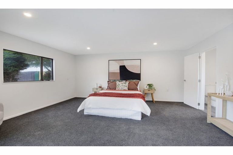 Photo of property in 70 Orrick Crescent, Avondale, Christchurch, 8061