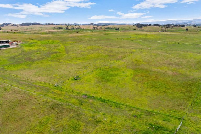 Photo of property in 70 Baylys Coast Road, Dargaville, 0377