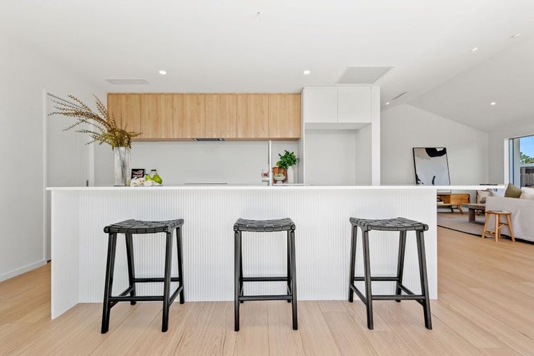 Photo of property in 52 Greig Crescent, Amberley, 7481