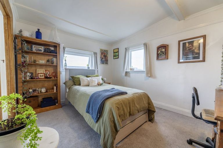 Photo of property in 2 Hart Street, Maori Hill, Timaru, 7910