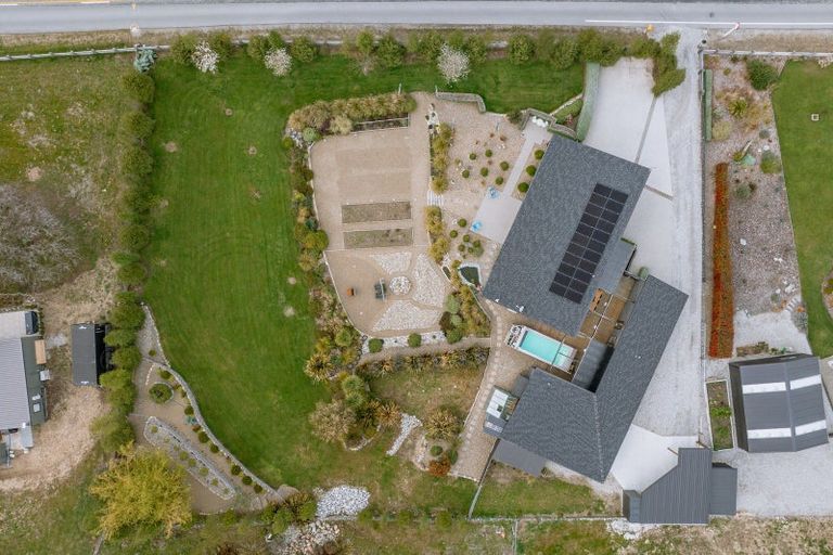 Photo of property in 115 Lowburn Valley Road, Lowburn, Cromwell, 9384