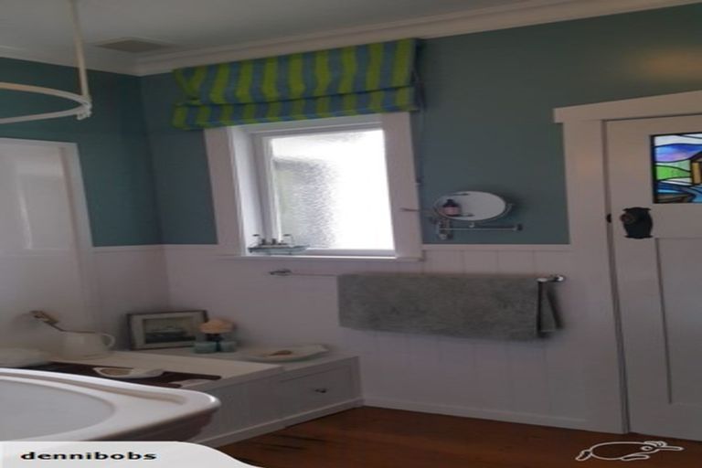 Photo of property in 23 Delhi Crescent, Khandallah, Wellington, 6035