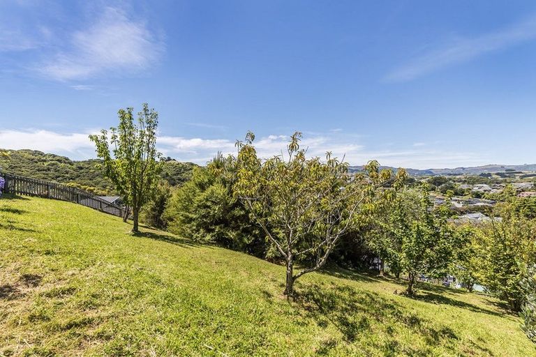 Photo of property in 22 Shackle Lane, Whitby, Porirua, 5024