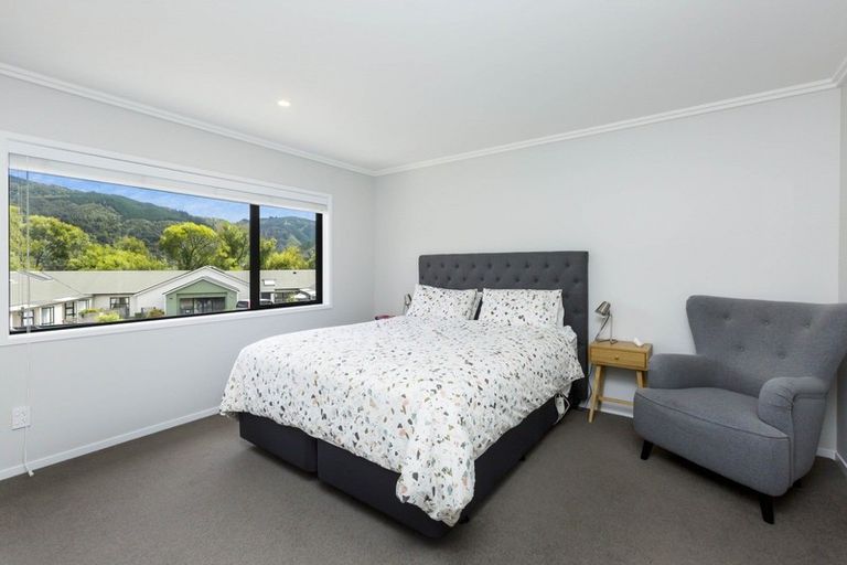 Photo of property in 11 Ashington Road, Silverstream, Upper Hutt, 5019