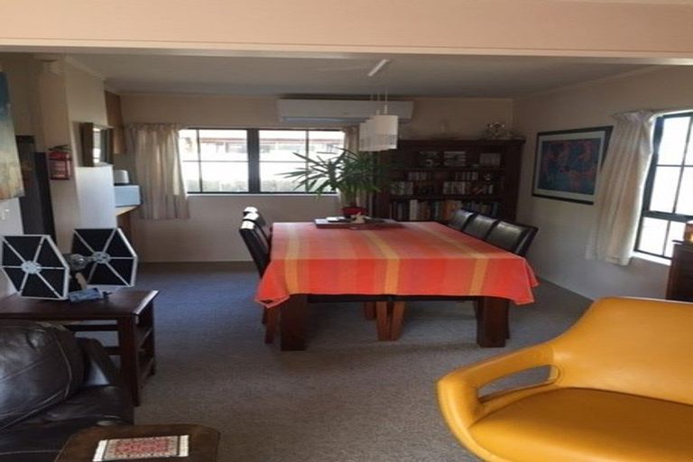 Photo of property in 42 Satara Crescent, Khandallah, Wellington, 6035