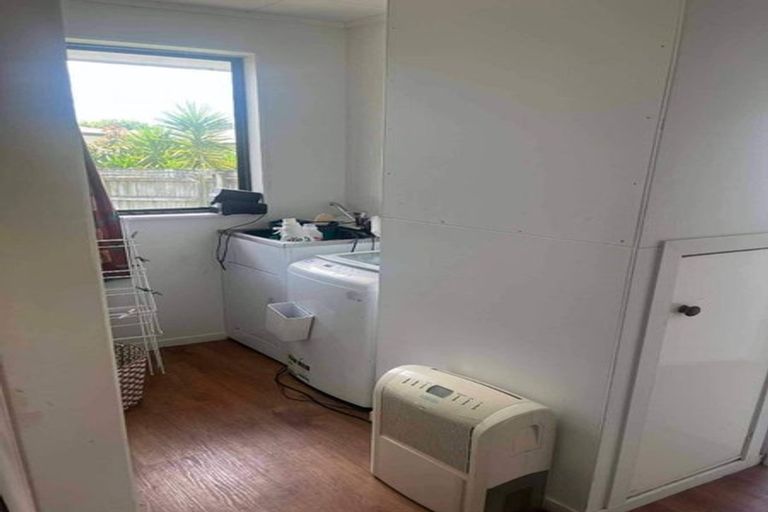 Photo of property in 22 Crawshaw Drive, Nawton, Hamilton, 3200
