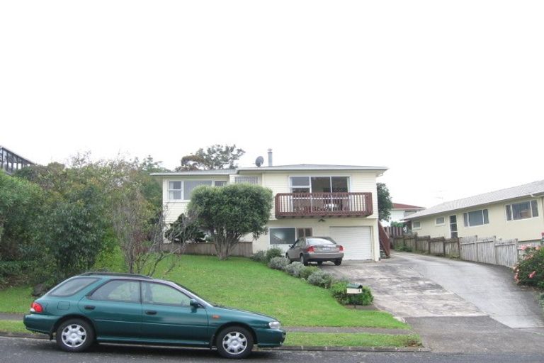 Photo of property in 7 Ellesmere Crescent, Pakuranga Heights, Auckland, 2010