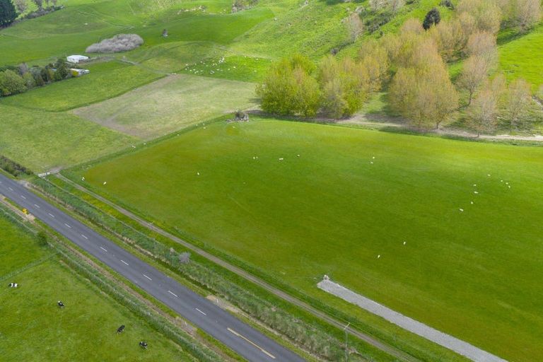 Photo of property in 643b Pohangina Road, Ashhurst, 4884