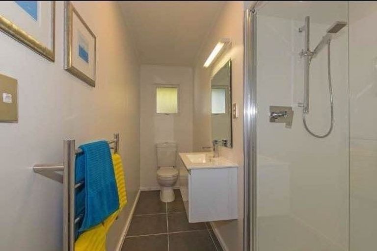 Photo of property in 171 Miromiro Road, Normandale, Lower Hutt, 5010