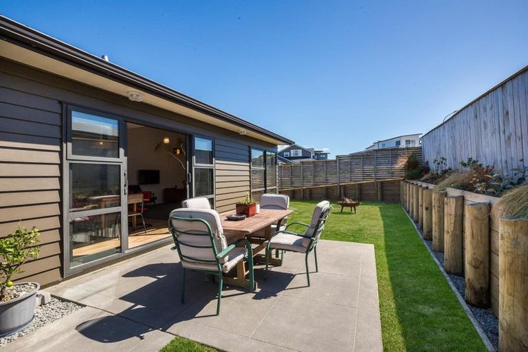 Photo of property in 42 Mo Street, Camborne, Porirua, 5026