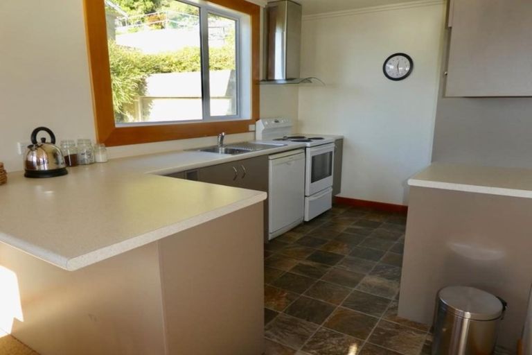 Photo of property in 6 Irvine Road, The Cove, Dunedin, 9077