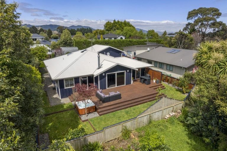 Photo of property in 58 Wood Leigh, Paraparaumu Beach, Paraparaumu, 5032