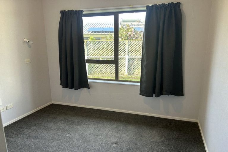 Photo of property in 18 Mckeefry Avenue, Greenmeadows, Napier, 4112