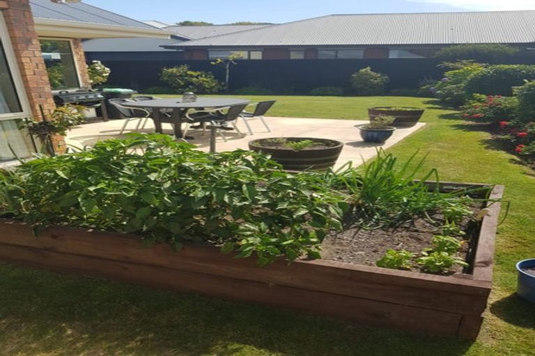 Photo of property in 46a Becmead Drive, Harewood, Christchurch, 8051