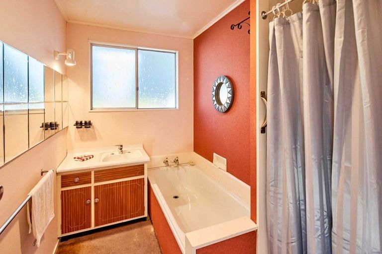 Photo of property in 7 Black Beech Street, Birchville, Upper Hutt, 5018