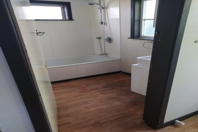 Photo of property in 271 Ohiro Road, Brooklyn, Wellington, 6021