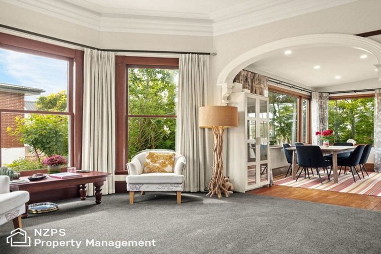 Photo of property in 143 Kenmure Road, Kenmure, Dunedin, 9011