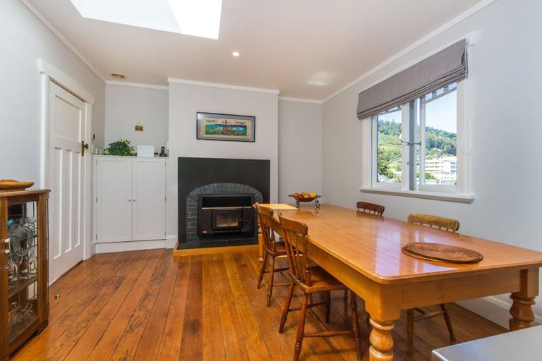 Photo of property in 26 Tipahi Street, Nelson South, Nelson, 7010