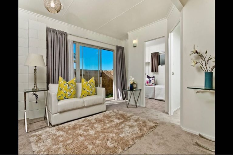 Photo of property in 11 Hague Place, Birkenhead, Auckland, 0626