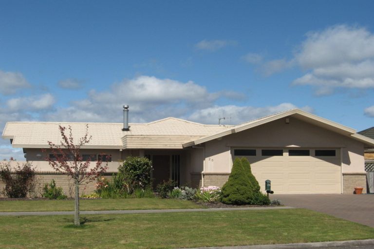 Photo of property in 26 Kinder Street, Acacia Bay, Taupo, 3330
