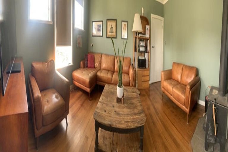 Photo of property in 6 Colonel Place, Featherston, 5710