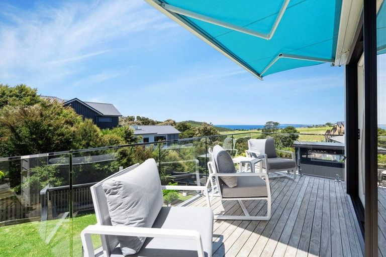 Photo of property in 3 Rockpool Road, Orewa, 0931