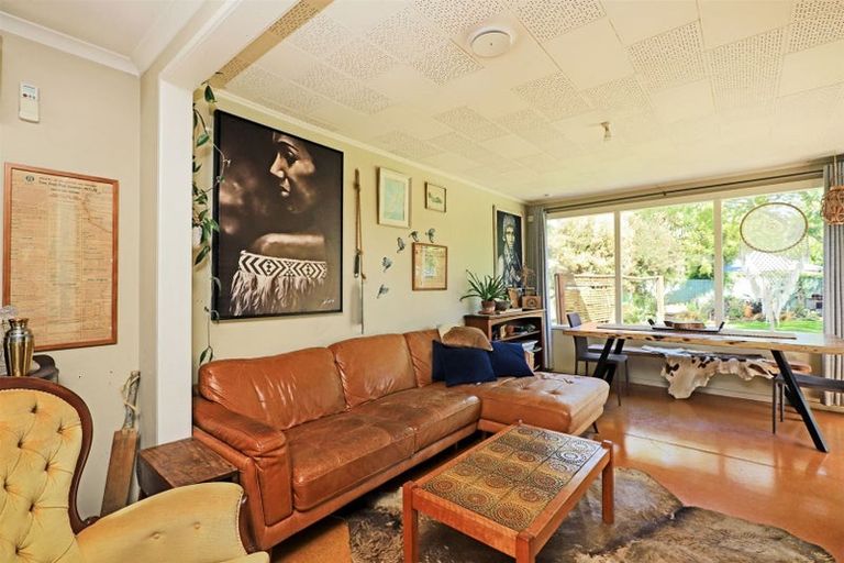 Photo of property in 98 Lipscombe Crescent, Havelock North, 4130