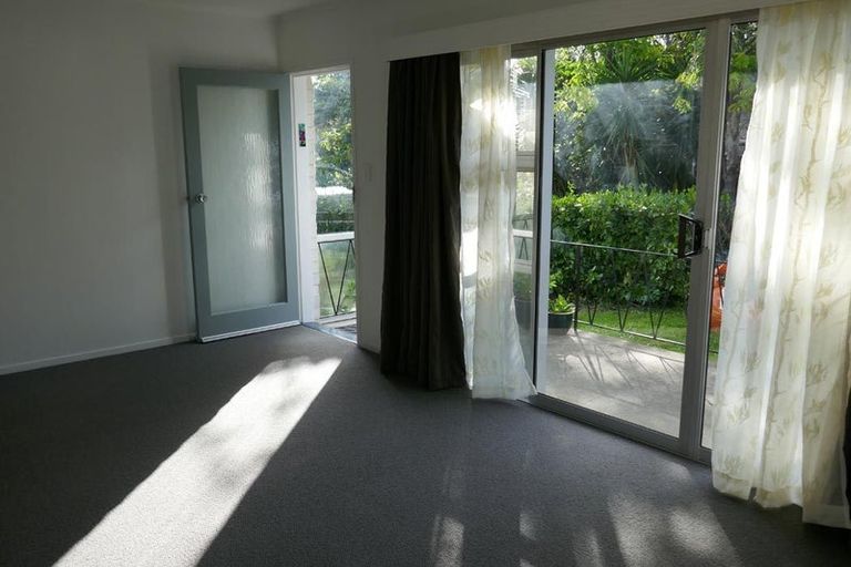 Photo of property in 1/33 Saxon Street, Waterview, Auckland, 1026