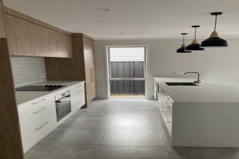 Photo of property in 4 Ash Lane, Omokoroa, 3114