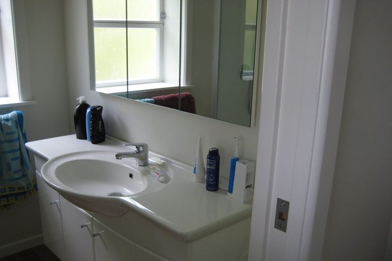 Photo of property in 39 Norwich Street, Wilton, Wellington, 6012