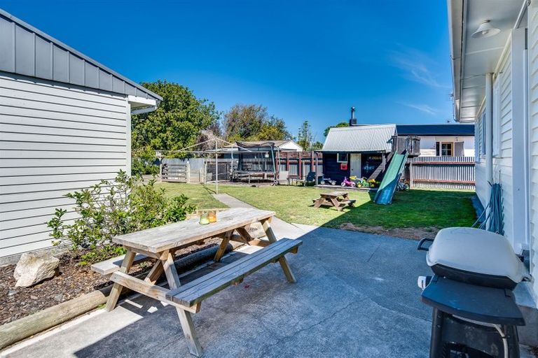 Photo of property in 57 Clarence Cox Crescent, Pirimai, Napier, 4112