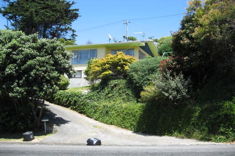 Photo of property in 62 Jillett Street, Titahi Bay, Porirua, 5022