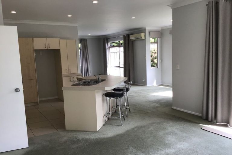 Photo of property in 3 Chippenham Grove, Churton Park, Wellington, 6037