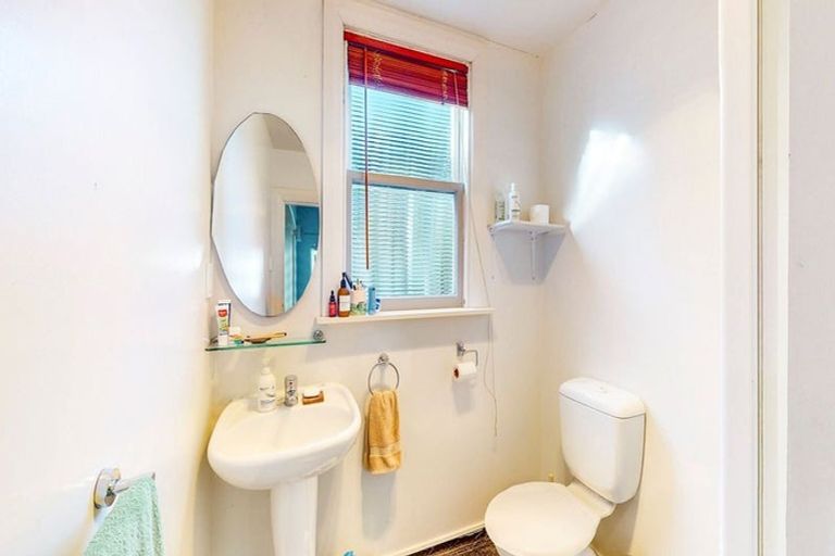 Photo of property in 23 Emerson Street, Berhampore, Wellington, 6023