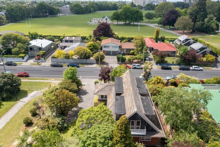 Photo of property in 123 Waimairi Road, Ilam, Christchurch, 8041