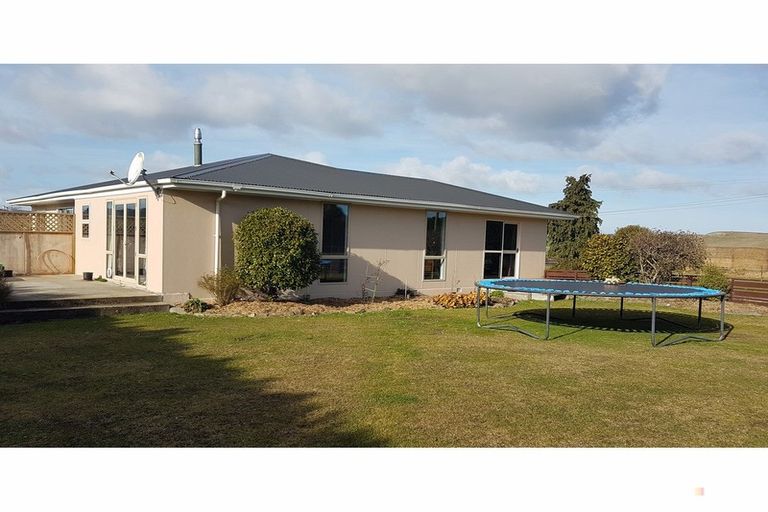 Photo of property in 856 Hakataramea Highway, Waimate, 7977