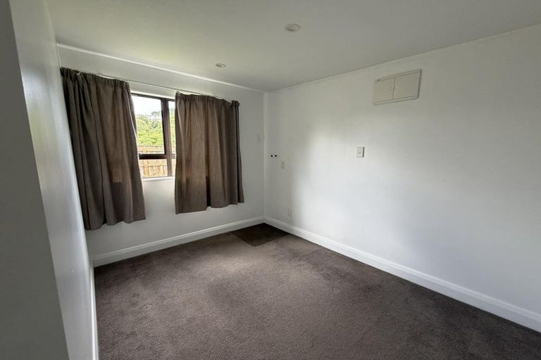 Photo of property in 27 Paremata Crescent, Paremata, Porirua, 5024