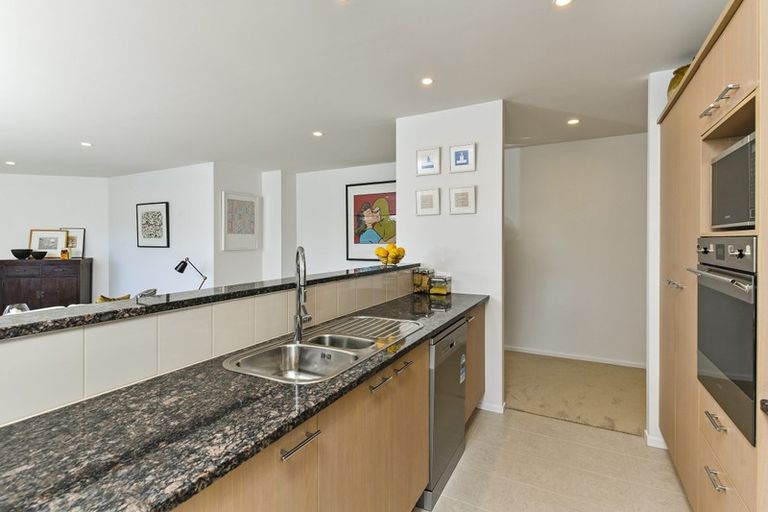 Photo of property in 26/4e Collins Street, Takapuna, Auckland, 0622