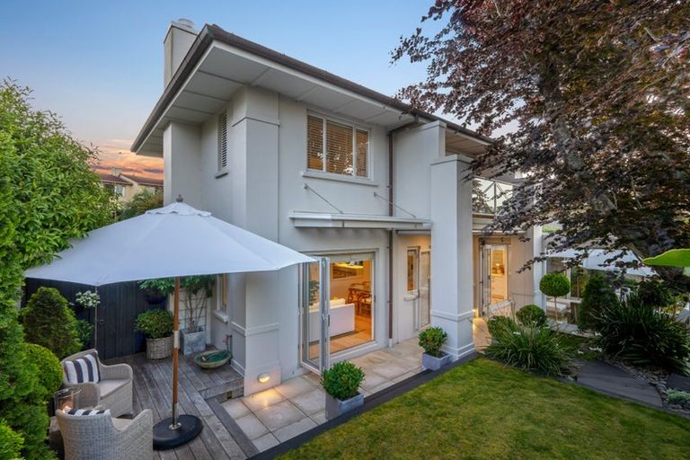 Photo of property in 2/43 Byron Avenue, Takapuna, Auckland, 0622