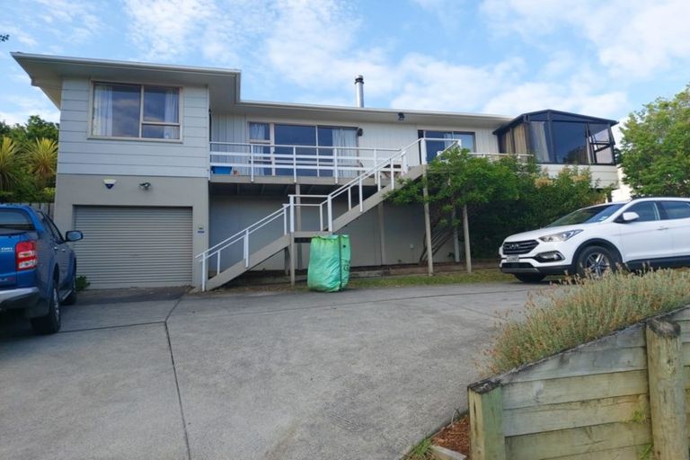 Photo of property in 17 Rautawhiri Road, Helensville, 0800