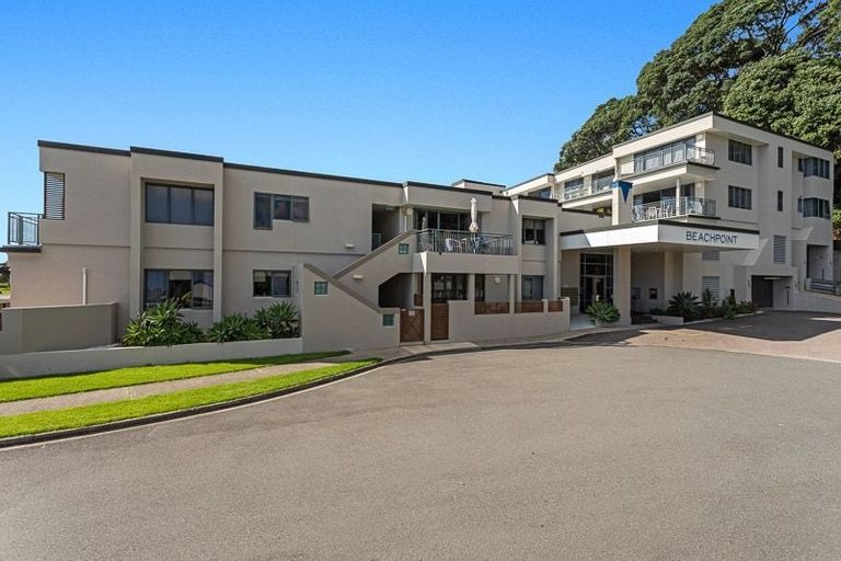 Photo of property in Beachpoint Apartments, 2/5 West End Road, Ohope, 3121