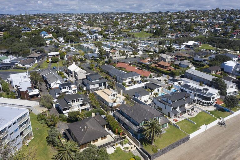 Photo of property in 5a Craig Road, Milford, Auckland, 0620