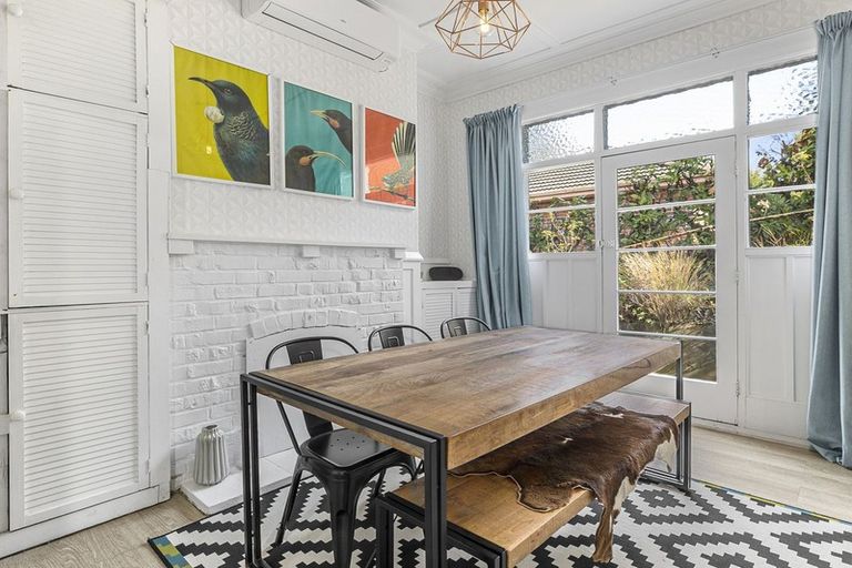 Photo of property in 331 Ravensbourne Road, Maia, Dunedin, 9022