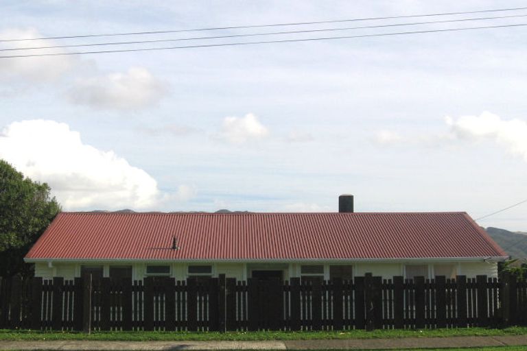 Photo of property in 36 Justine Street, Cannons Creek, Porirua, 5024