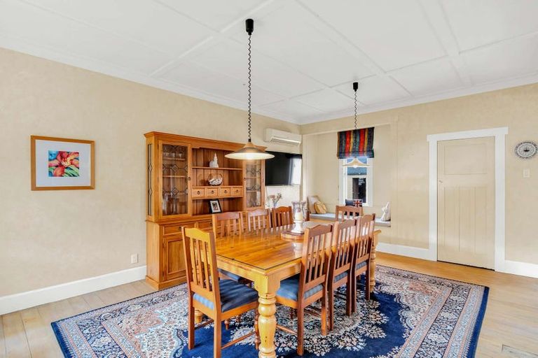 Photo of property in 28 Carlton Avenue, Gonville, Whanganui, 4501