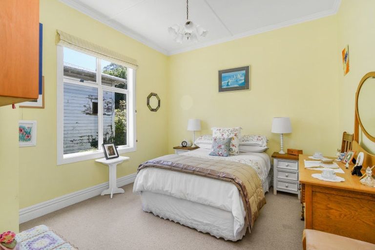 Photo of property in 117 Glen Road, The Glen, Dunedin, 9011