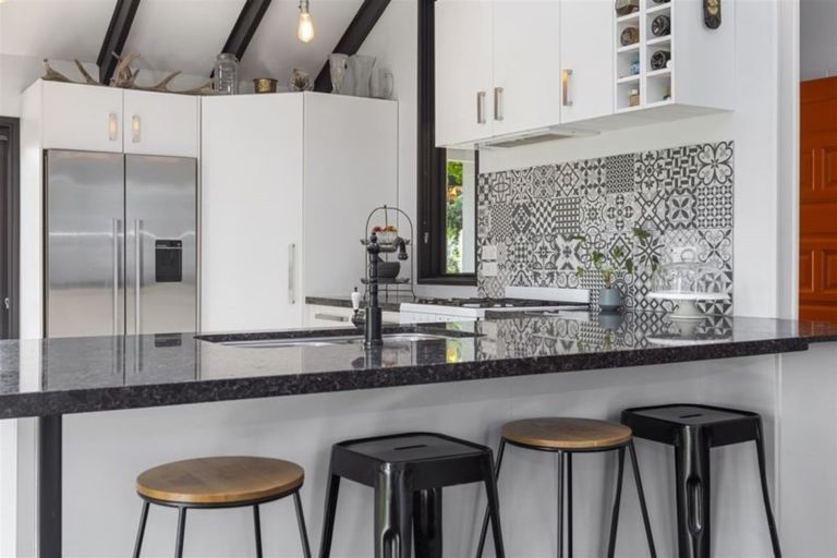 Photo of property in 51 Church Street, Oxford, 7430